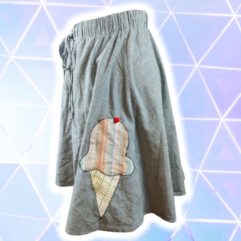 Extra small small upcycled ice cream cone full skirt, vintage retro reproduction
